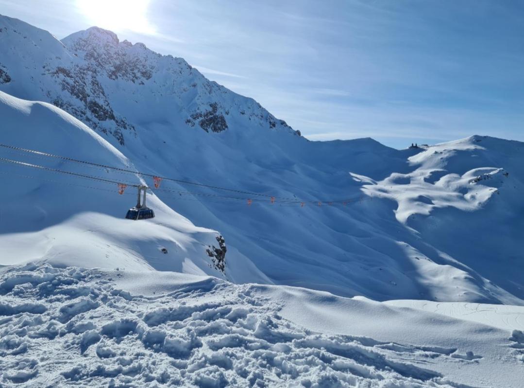 Fewo D'Rock Arosa- Center Of Nightlife By Nature Apartments Switzerland Værelse billede